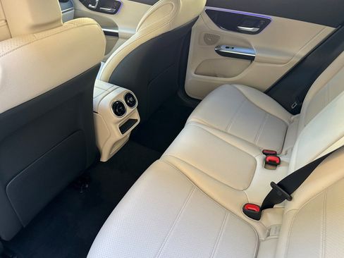 New 2026 Mercedes-Benz GLC 300 image 12