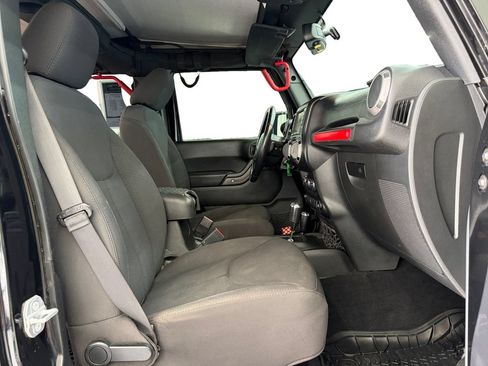 Used 2017 Jeep Wrangler Unlimited Sport AWD/4WD image 17