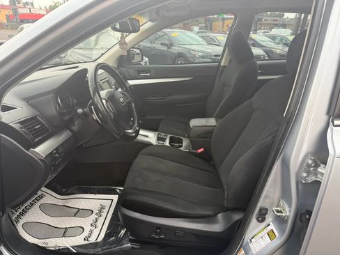 Used 2014 Subaru Legacy 2.5i Premium w/ Moonroof Package AWD/4WD image 10