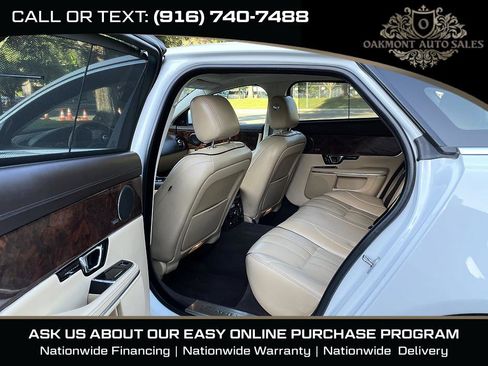 Used 2015 Jaguar XJ L Portfolio RWD image 18