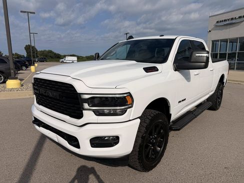Used 2023 RAM 2500 Big Horn w/ Level B Equipment Group AWD/4WD image 7