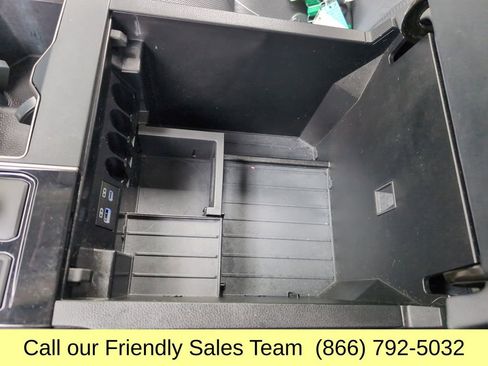 Used 2024 Toyota Tundra Limited AWD/4WD image 27