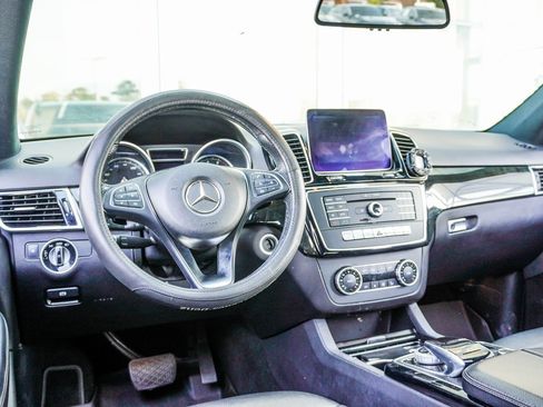 Used 2018 Mercedes-Benz GLE 350 image 5