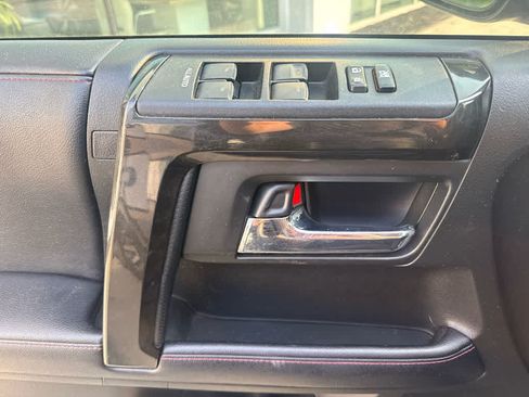 Used 2019 Toyota 4Runner TRD Off-Road AWD/4WD image 15