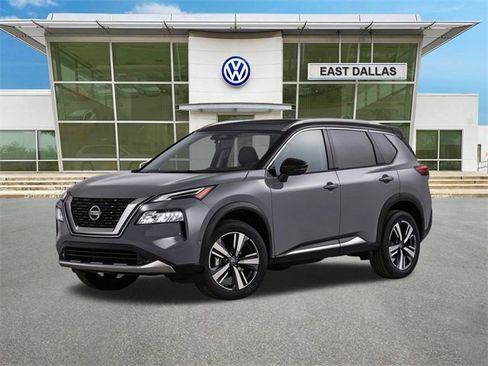 Used 2022 Nissan Rogue SV w/ SV Premium Package image 2