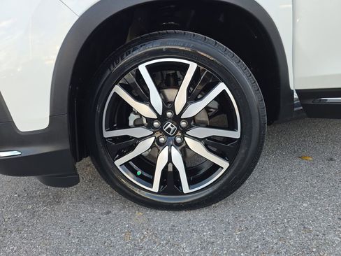 Used 2022 Honda Pilot Touring image 32