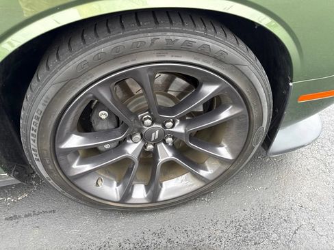 Used 2020 Dodge Challenger R/T Scat Pack RWD image 22