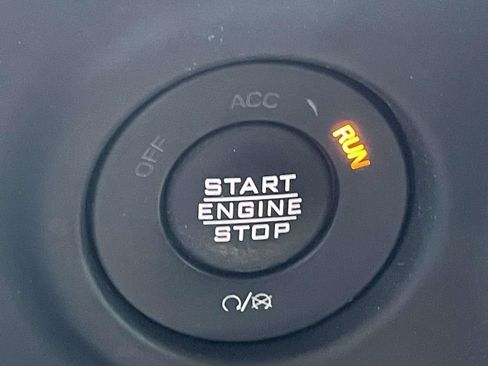 Used 2022 Jeep Wrangler Unlimited Sport AWD/4WD image 26