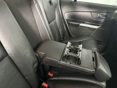 Used 2013 Ford Edge SEL FWD image 26