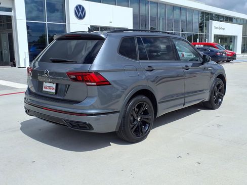 Used 2023 Volkswagen Tiguan SE R-Line FWD image 6