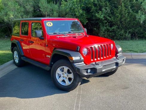 Used 2019 Jeep Wrangler Unlimited Sport S AWD/4WD image 1