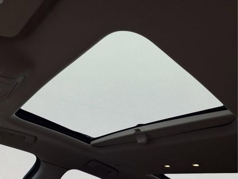 Certified 2018 GMC Acadia Denali w/ Technology Package image 24