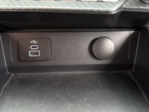 Used 2025 Ford Mustang Premium image 20