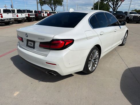 Used 2021 BMW 530i w/ Premium Package RWD image 4