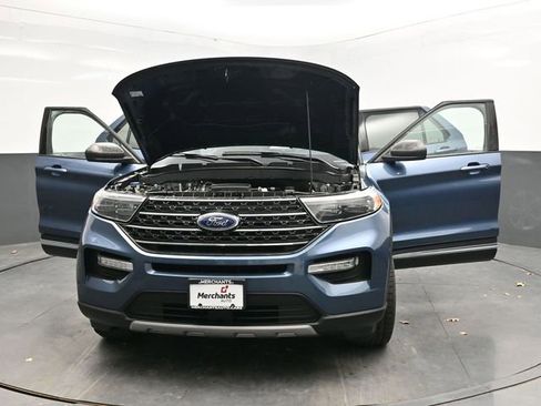 Used 2020 Ford Explorer XLT w/ Equipment Group 202A image 34