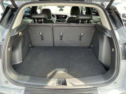 Certified 2025 Buick Encore GX Preferred w/ Comfort Package FWD image 9