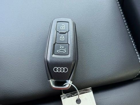 New 2025 Audi Q5 Premium image 30