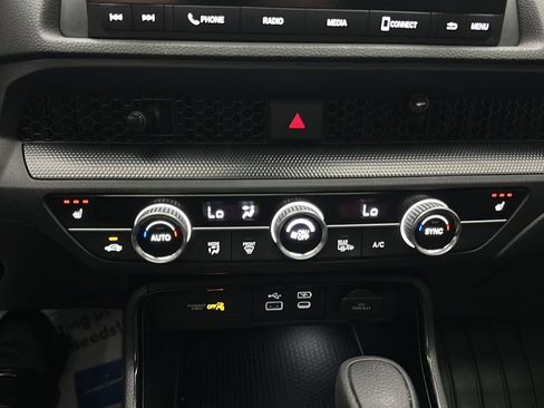 Used 2024 Honda CR-V EX image 32