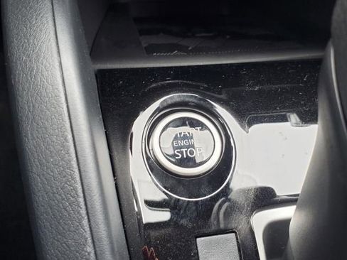 New 2025 Nissan Versa SV w/ Trunk Package image 30