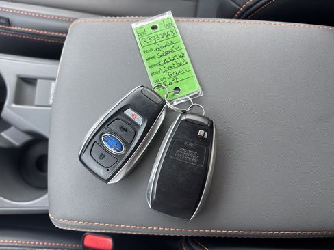 Certified 2024 Subaru Crosstrek 2.5i Limited w/ Crosstrek Mirror Package image 33