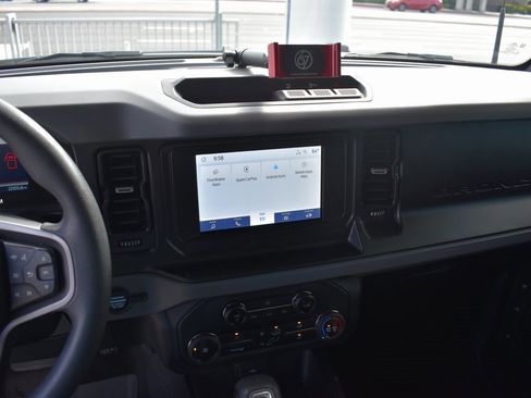 Used 2022 Ford Bronco 4-Door image 17