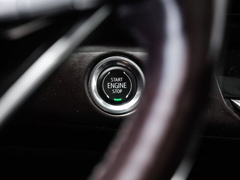 Used 2023 Cadillac Escalade Sport Platinum RWD image 18