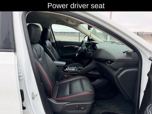 Certified 2022 Buick Envision Essence w/ Sport Touring Package image 10