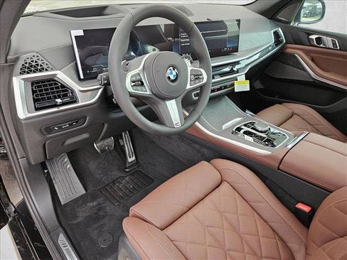 New 2026 BMW X5 sDrive40i w/ M Sport Package image 3