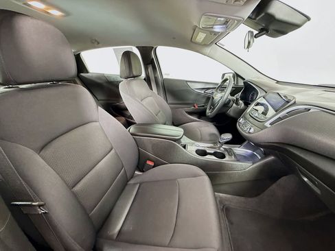 Used 2024 Chevrolet Malibu LT w/ Midnight Edition image 31