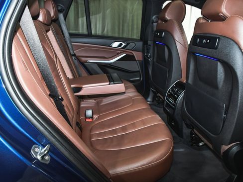 Used 2020 BMW X5 xDrive40i w/ Premium Package image 61