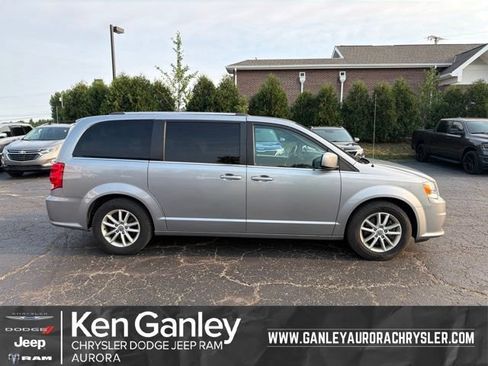 Used 2018 Dodge Grand Caravan SXT FWD image 1