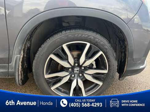 Used 2019 Honda Pilot Touring image 12