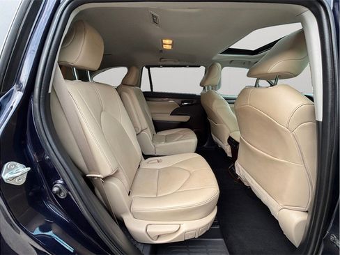 Used 2020 Toyota Highlander Limited AWD/4WD image 47