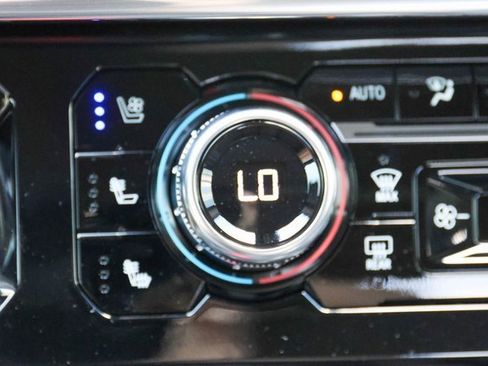 New 2026 GMC Sierra 3500 Denali w/ Technology Package image 25