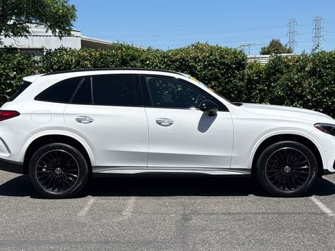 Certified 2026 Mercedes-Benz GLC 300 image 2