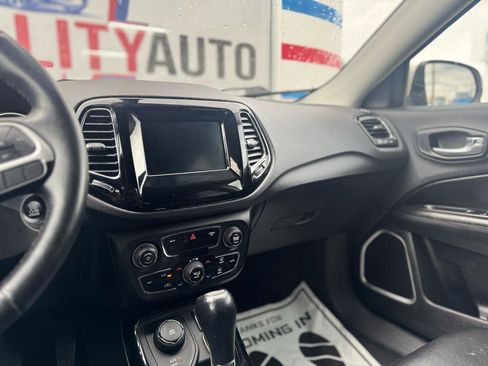 Used 2018 Jeep Compass Latitude w/ Popular Equipment Group AWD/4WD image 49