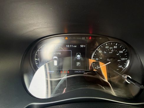 Used 2022 Nissan Kicks SV image 13