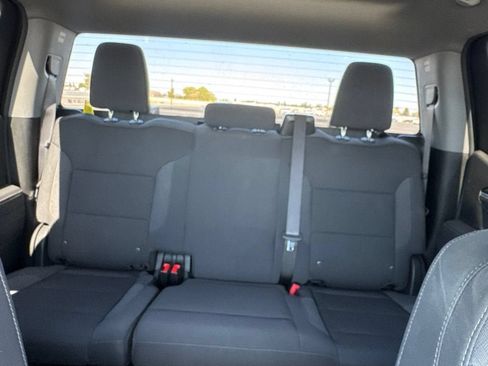 Used 2025 Chevrolet Silverado 1500 LT RWD image 24