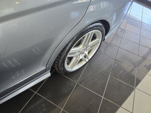 Used 2010 Mercedes-Benz C 300 Sedan w/ Multimedia Pkg image 29
