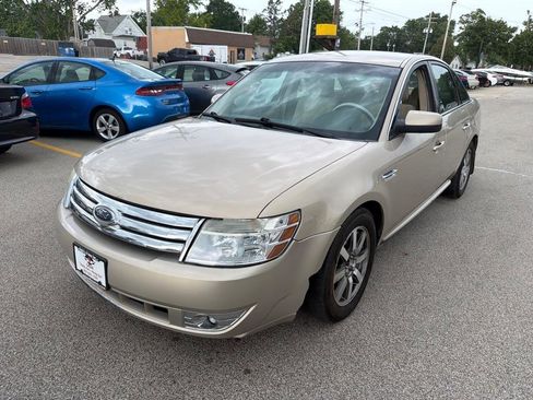 Used 2008 Ford Taurus SEL FWD image 4
