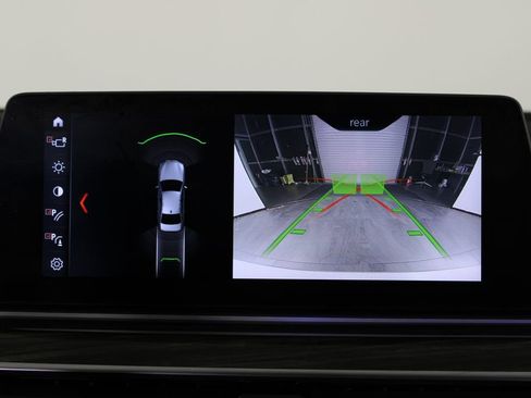 Used 2017 BMW 530i image 25