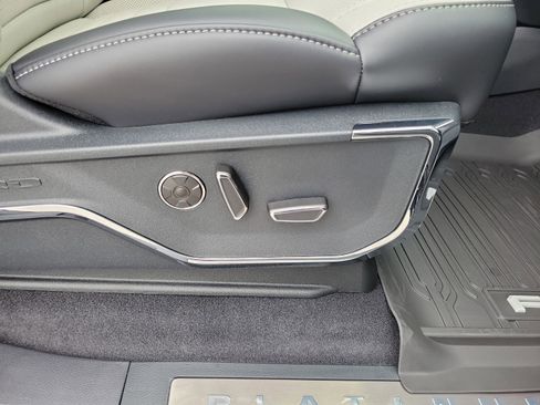 New 2025 Ford F150 Lightning Platinum image 30