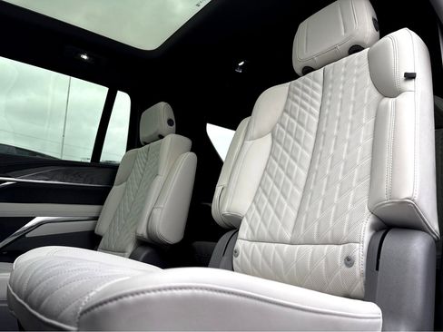 New 2026 Cadillac Escalade IQL Sport 1 image 20