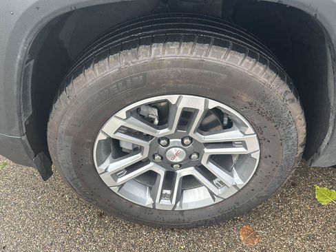 Used 2026 GMC Terrain Elevation AWD/4WD image 9