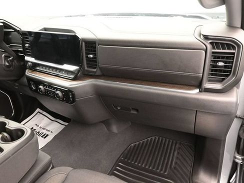Used 2023 Chevrolet Silverado 1500 LT AWD/4WD image 35