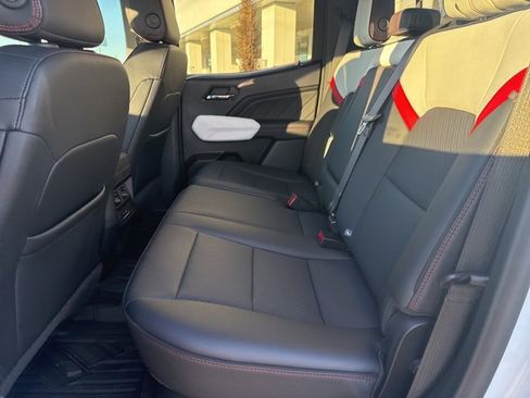 Used 2024 GMC Canyon AT4X w/ AT4X AEV Edition image 23