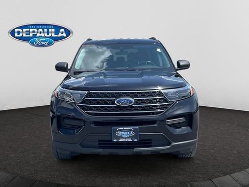 Used 2023 Ford Explorer XLT AWD/4WD image 10