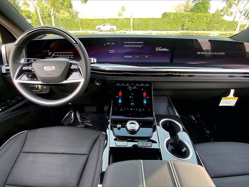 New 2026 Cadillac Escalade Sport image 7