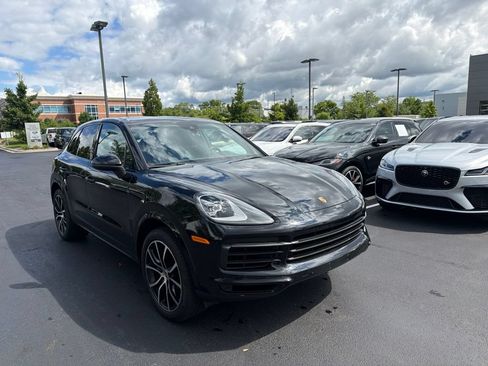 Used 2019 Porsche Cayenne AWD/4WD image 6
