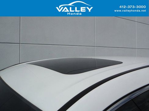 Used 2023 Honda CR-V EX image 3